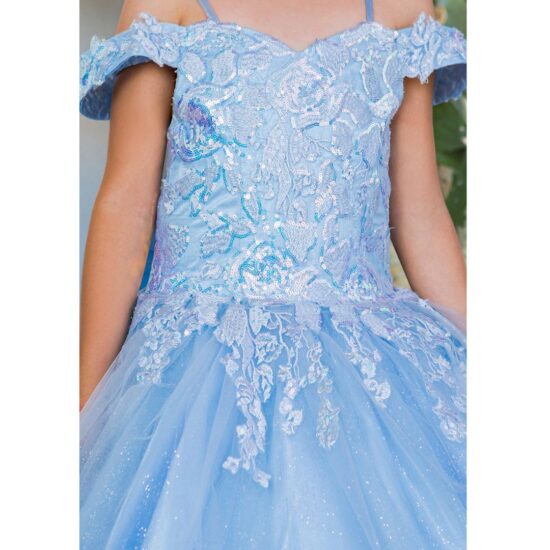Beautiful mini quince off shoulder