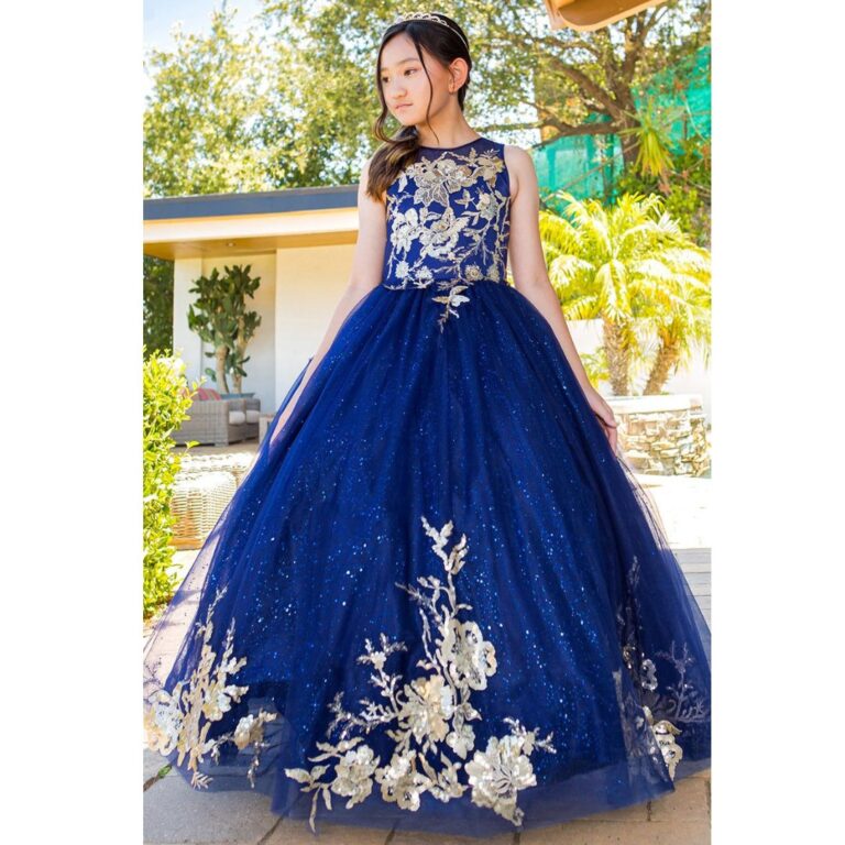 Cinderella Royal Mini Quinceanera Fresa