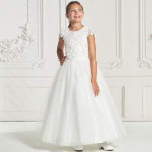 Macis Design - Elegant Communion Dress with Lace