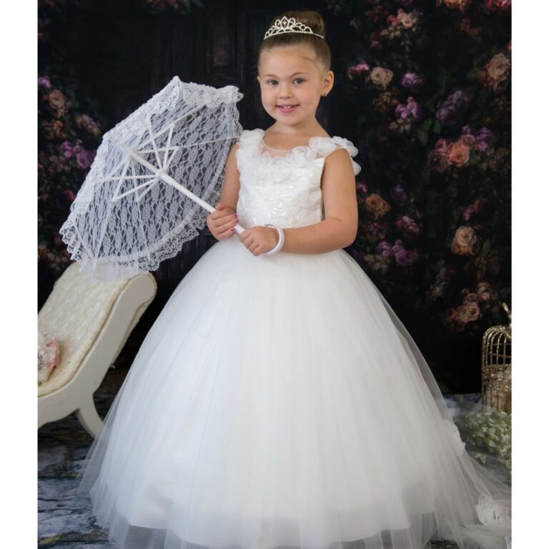 White Evening Dress with Rosettes – Princess Daliana