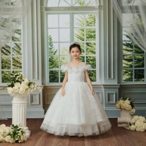 Princess Daliana Communion Dress: Lace and Royal Tulle